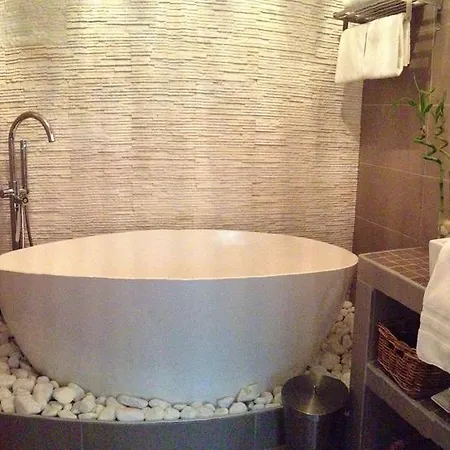 Le Bel'm מלון וו-סור-מר